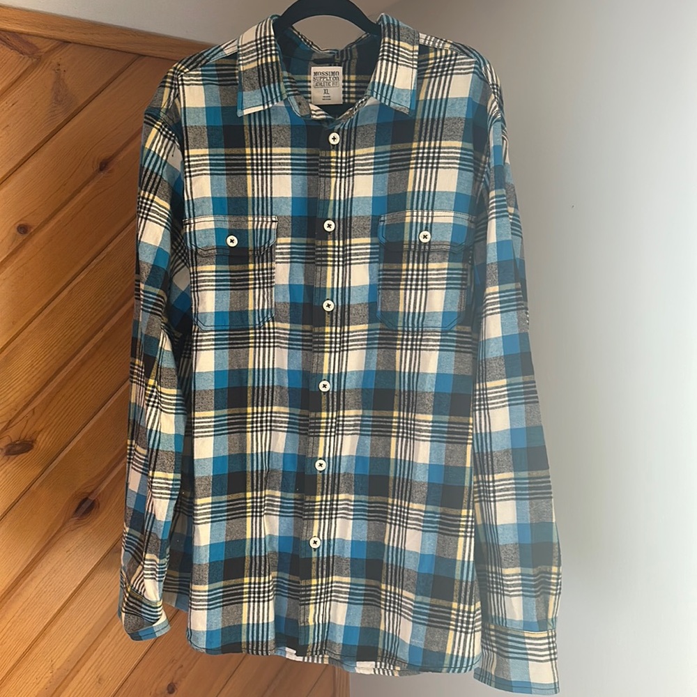 NWOT men’s flannel button down! Size X-Large